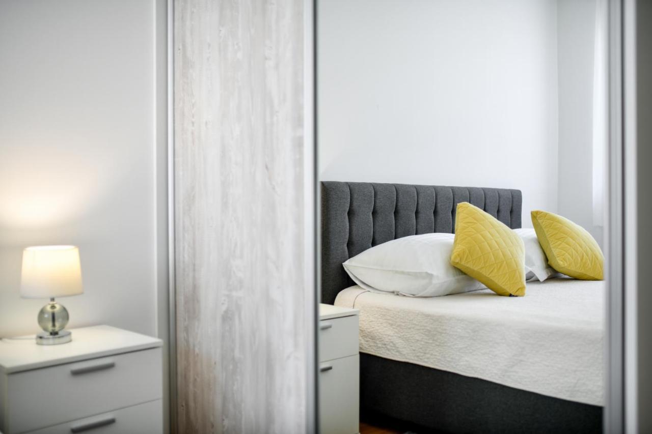 Modern Apartment For 2025' Vacation In Zadar Exteriör bild