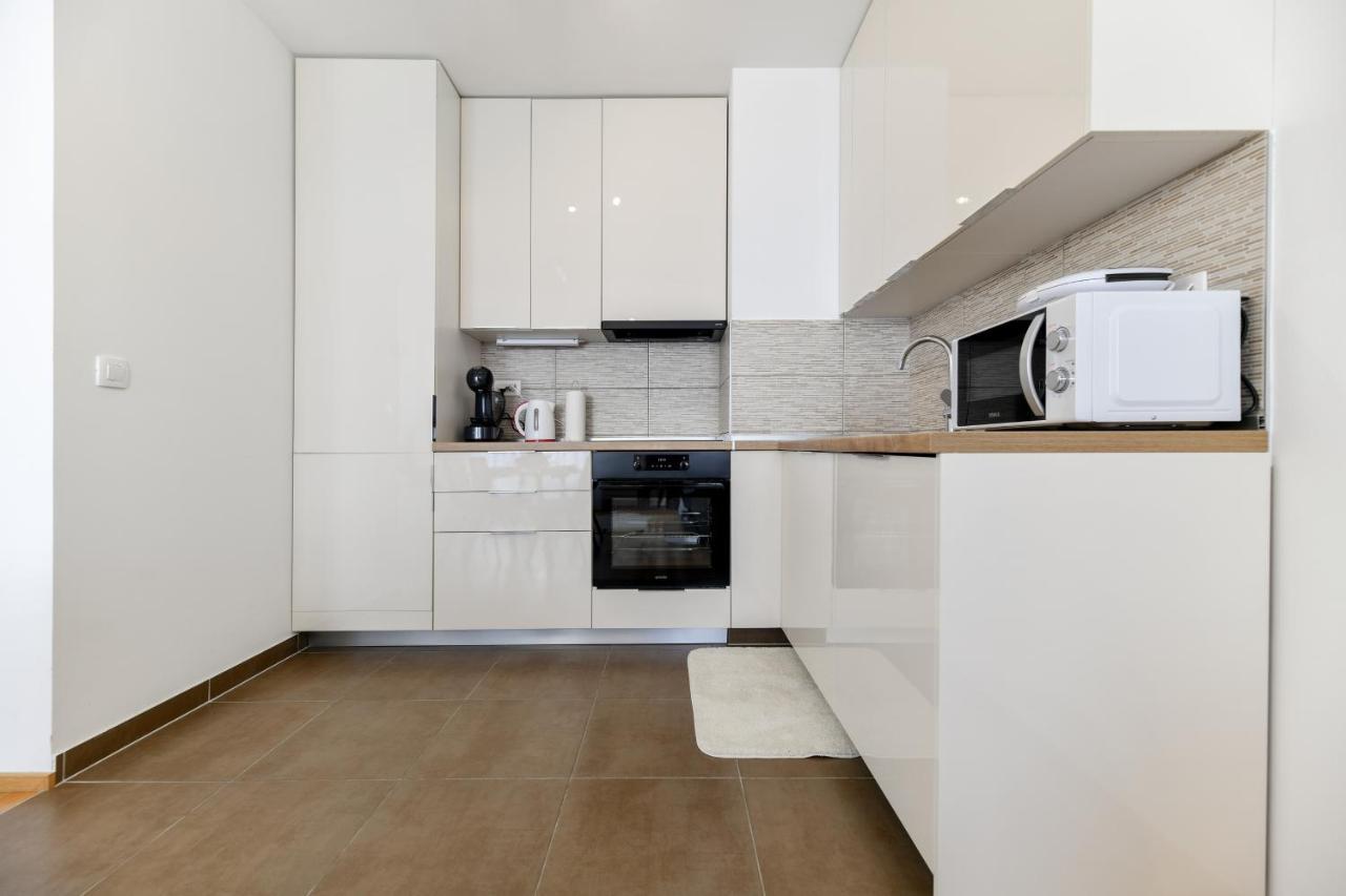 Modern Apartment For 2025' Vacation In Zadar Exteriör bild