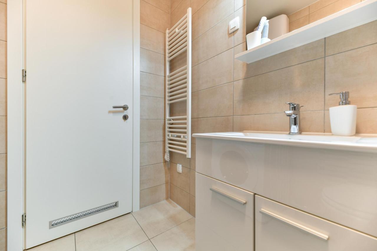 Modern Apartment For 2025' Vacation In Zadar Exteriör bild