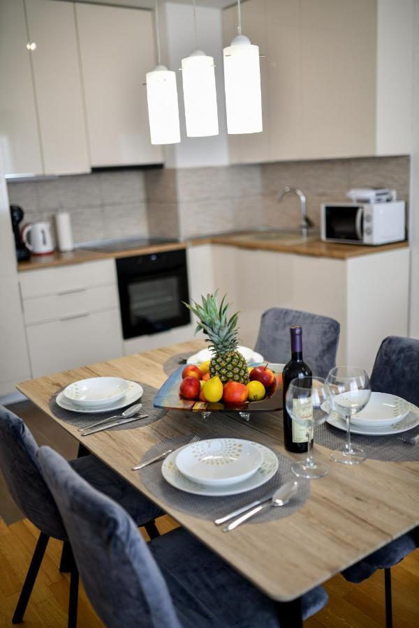 Modern Apartment For 2025' Vacation In Zadar Exteriör bild